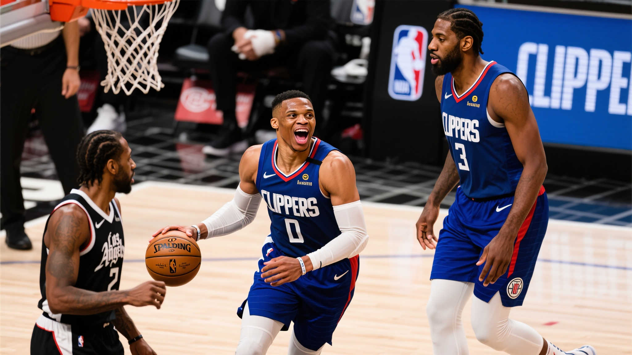 乔治：赛季漫长偶尔想偷懒，幸有威少这样的队友撑场